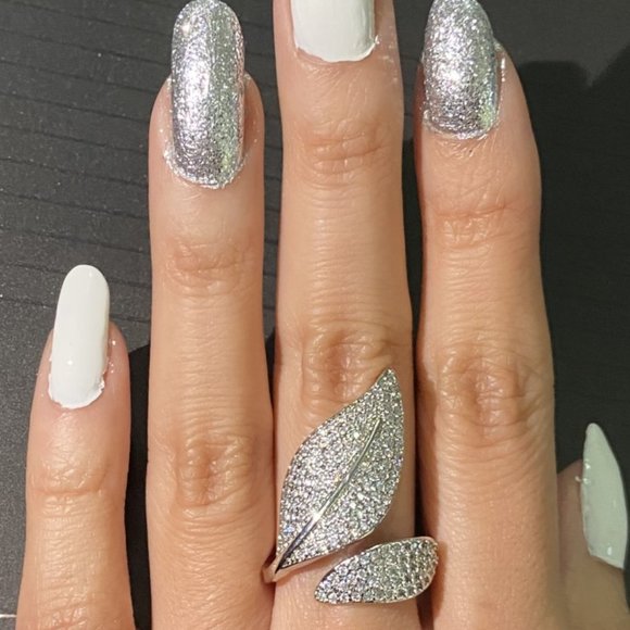 sale! 5.8 CT White Zircon Ring - Picture 2 of 2